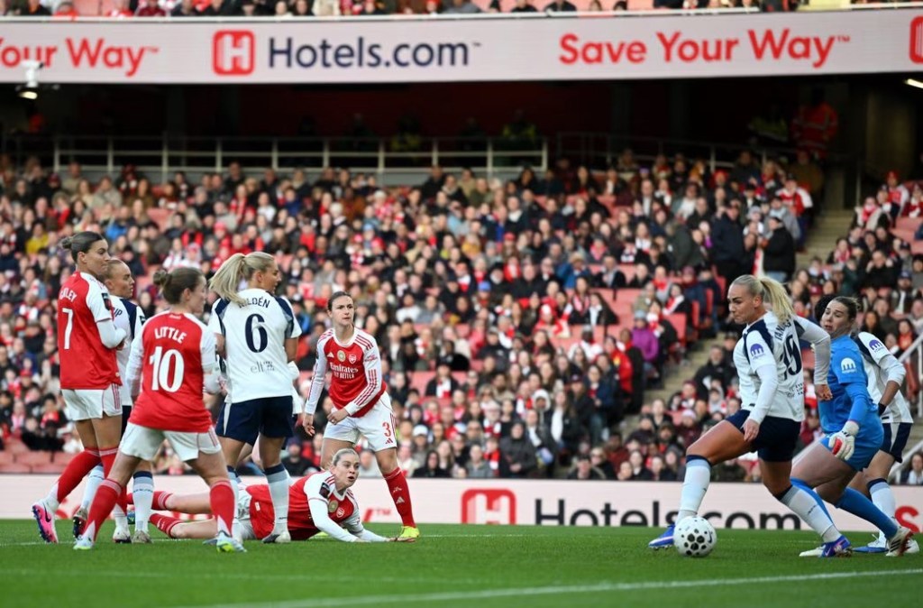 Russo Hat-trick Paints North London Red